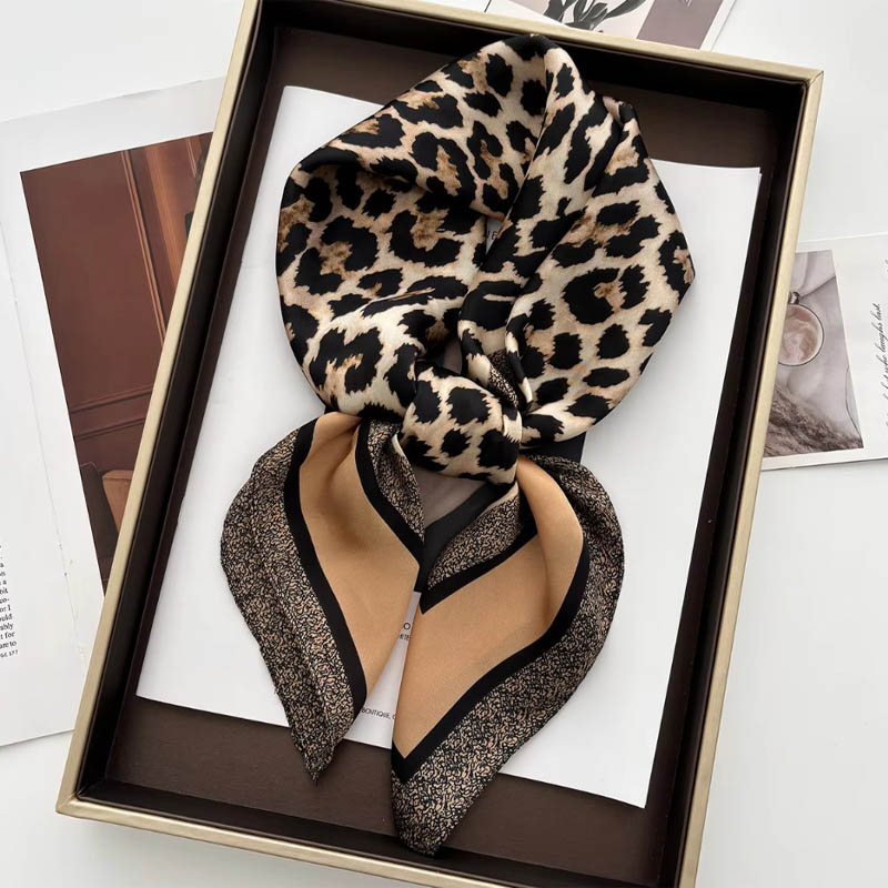 Ascot Neck Scarf - Luksusowy szal damski z satyny w