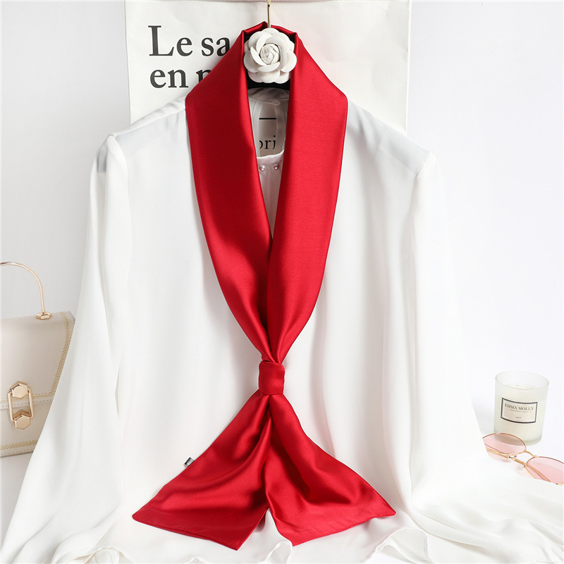 Ascot Neck Scarf - Czerwona Jednolita Długa Jedwabna Apaszka Damska
