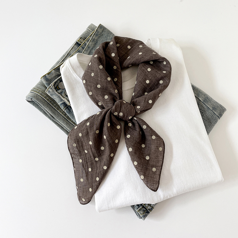 Nowa, jednokolorowa kwadratowa – Bandana Cotton recenzja i cena