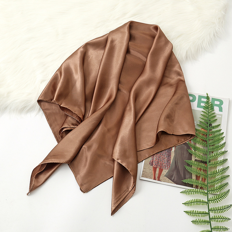 Chusta damska 90 cm w jednolit – Scarf Silk Square recenzja i cena